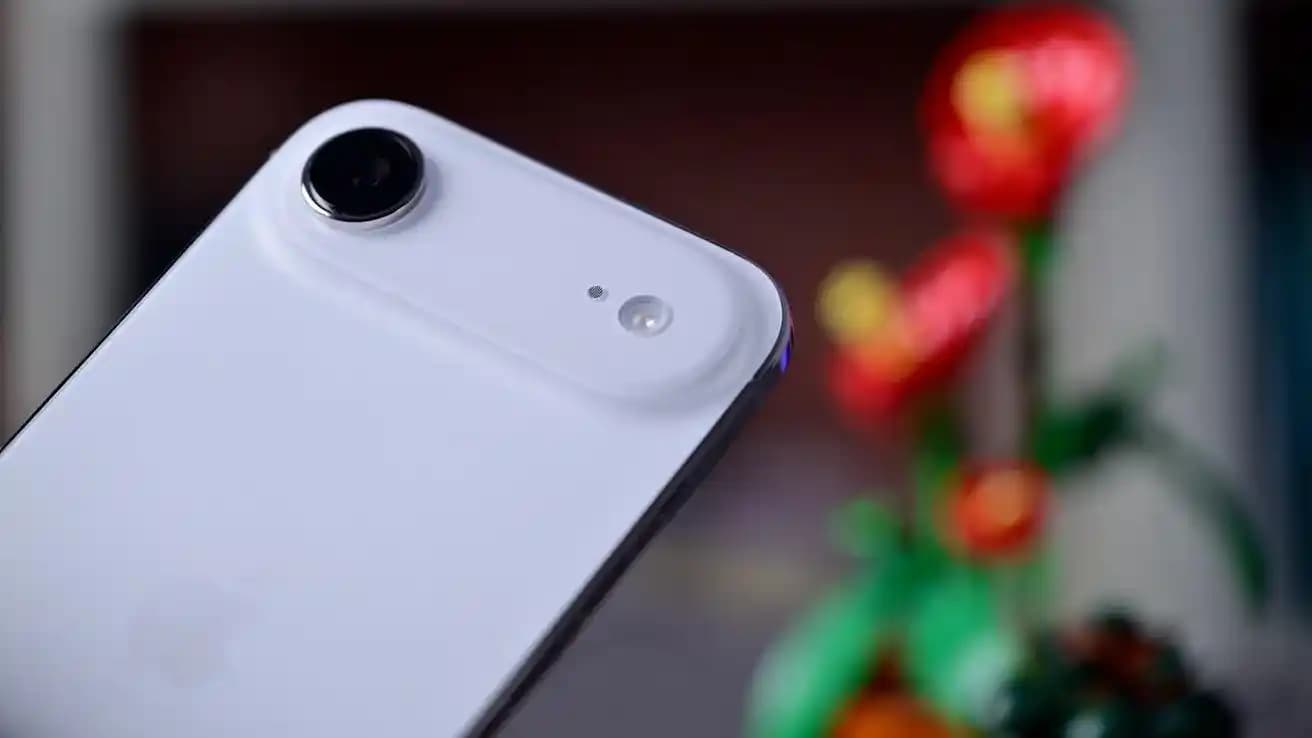 iPhone Air C1X Modemi: Qualcomm X80 ile Rekabetçi Hız ve Düşük Gecikme Performansı