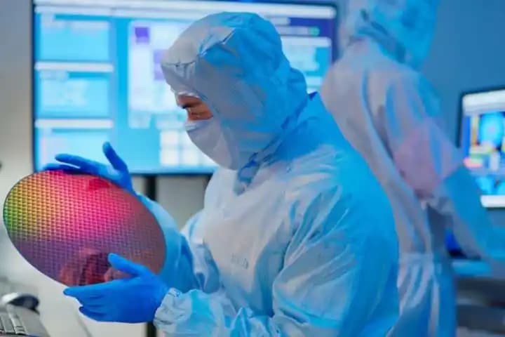 TSMC'nin Nvidia ve Broadcom'a Yönelik Kapasite Uyarısı ve Yapay Zeka Çip Talebindeki Artışın Etkileri