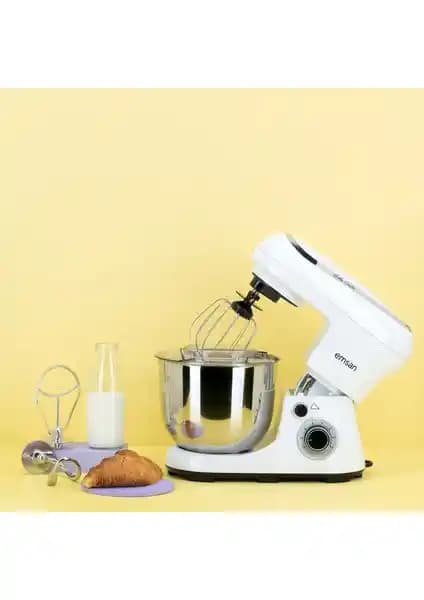 Bella Gusto Beyaz 1300W ile Yui M123 Easy Chef Premium 1800W Stand Mikser karşılaştırması