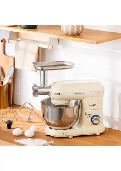 İki stand mikseri arasındaki farklar: güç ve aparat setleriyle performans karşılaştırması