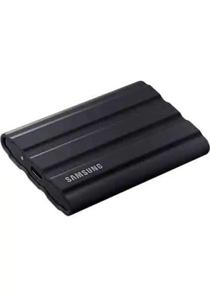 Samsung T7 Shield ve Sandisk Extreme Pro 4TB Taşınabilir SSD Karşılaştırması