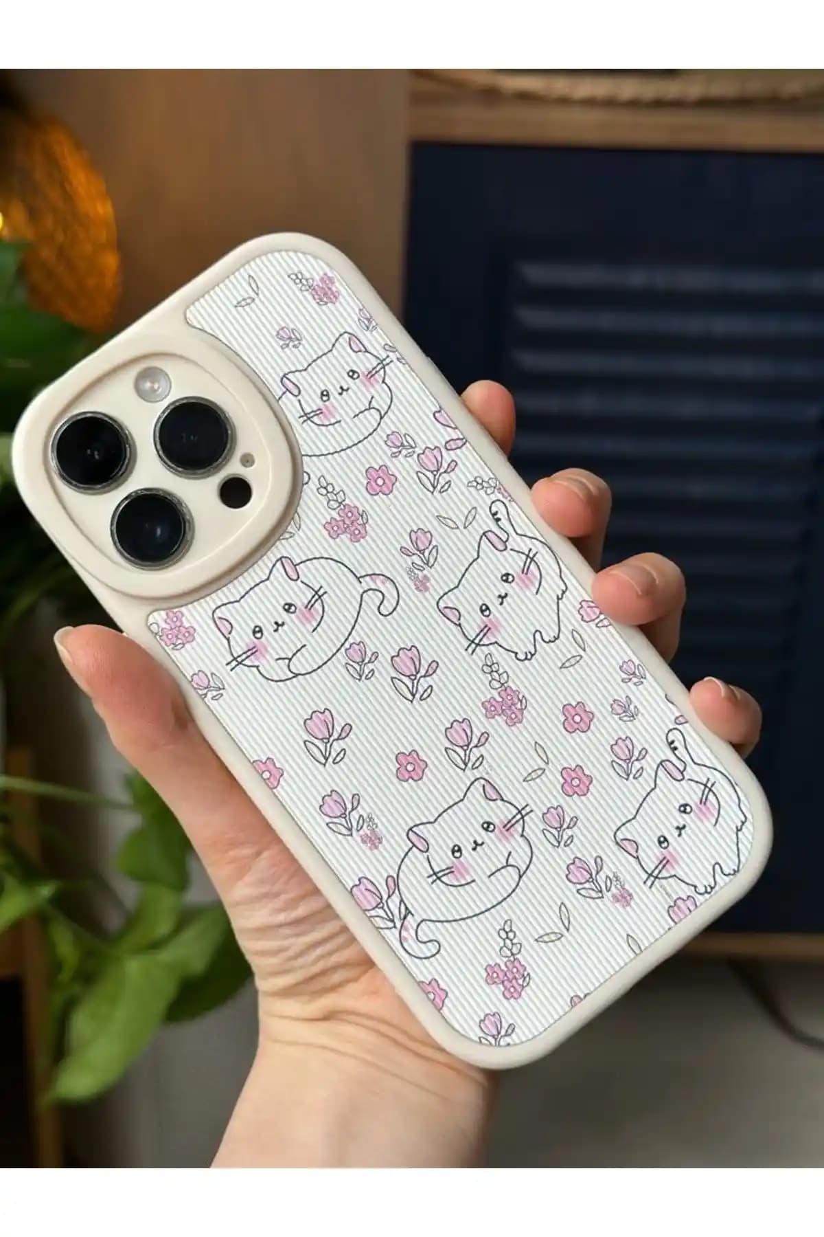 Go Aksesuar iPhone 14 Pro Max Kılıf ve Ekran Koruyucu Karşılaştırması