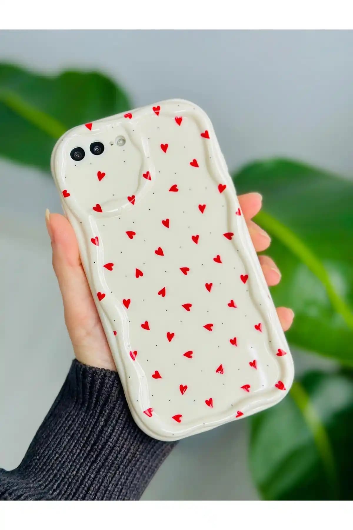 İki Popüler iPhone 7 Plus ve 8 Plus Kılıfının Karşılaştırması ve Seçim Rehberi