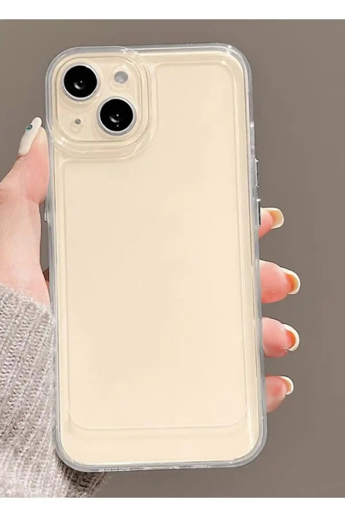 KVK PRİVACY iPhone 13 ve 14 için şeffaf ve koruyucu silikon kılıf karşılaştırması