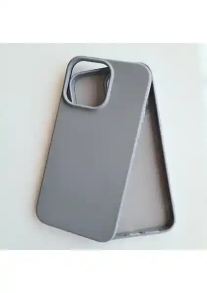 iPhone 14 Pro için şık ve dayanıklı silikon kılıf Pirok Store tarafından tasarlandı