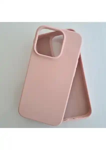 iPhone 15 Pro İçin Kadife Esnek Silikon Kılıfı: Şıklık ve Koruma Sağlayan Modern Tasarım