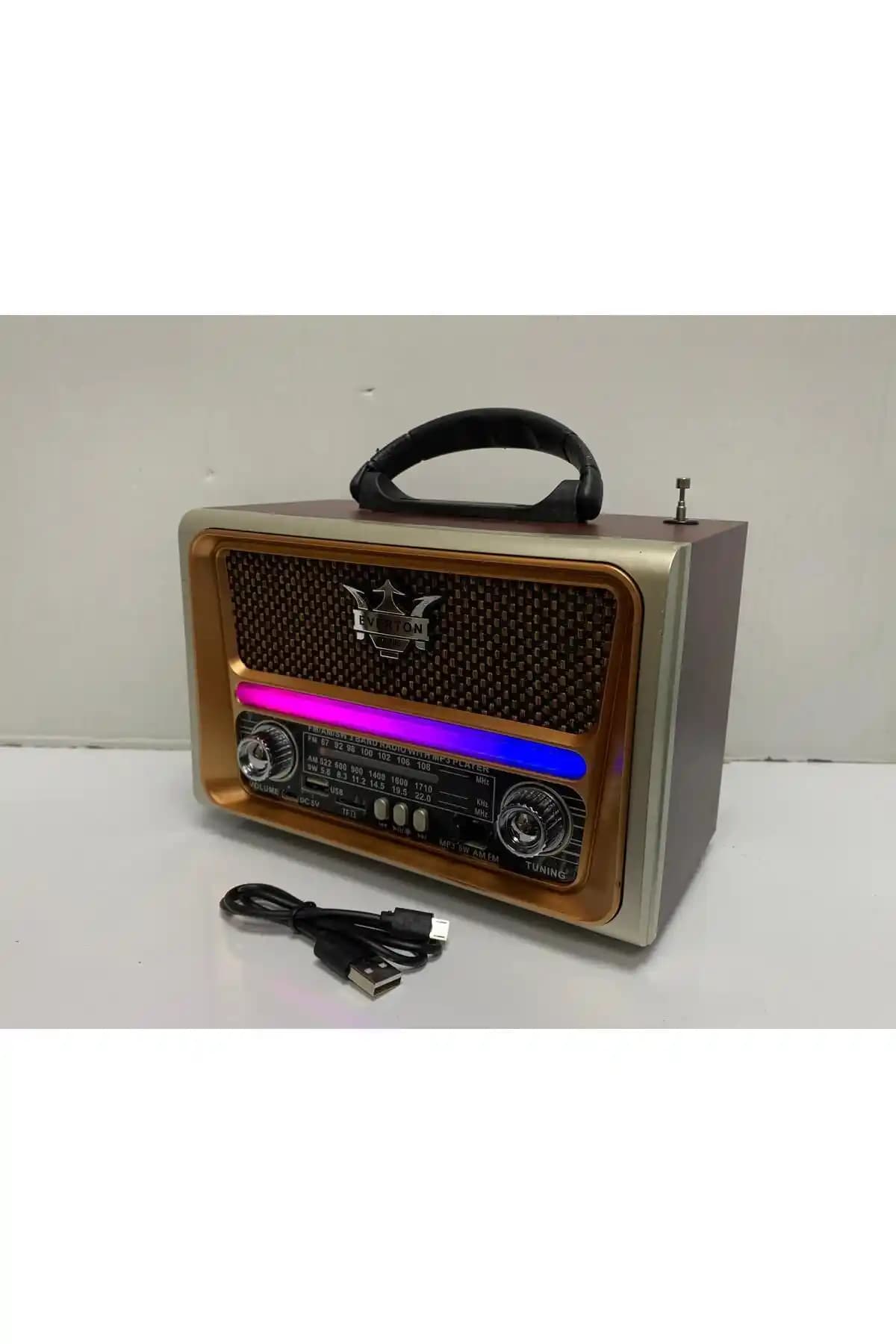 BLOMSTER Everton Rt-780 ve Everton Shop-rt-301 Radyo Modellerinin Detaylı Karşılaştırması