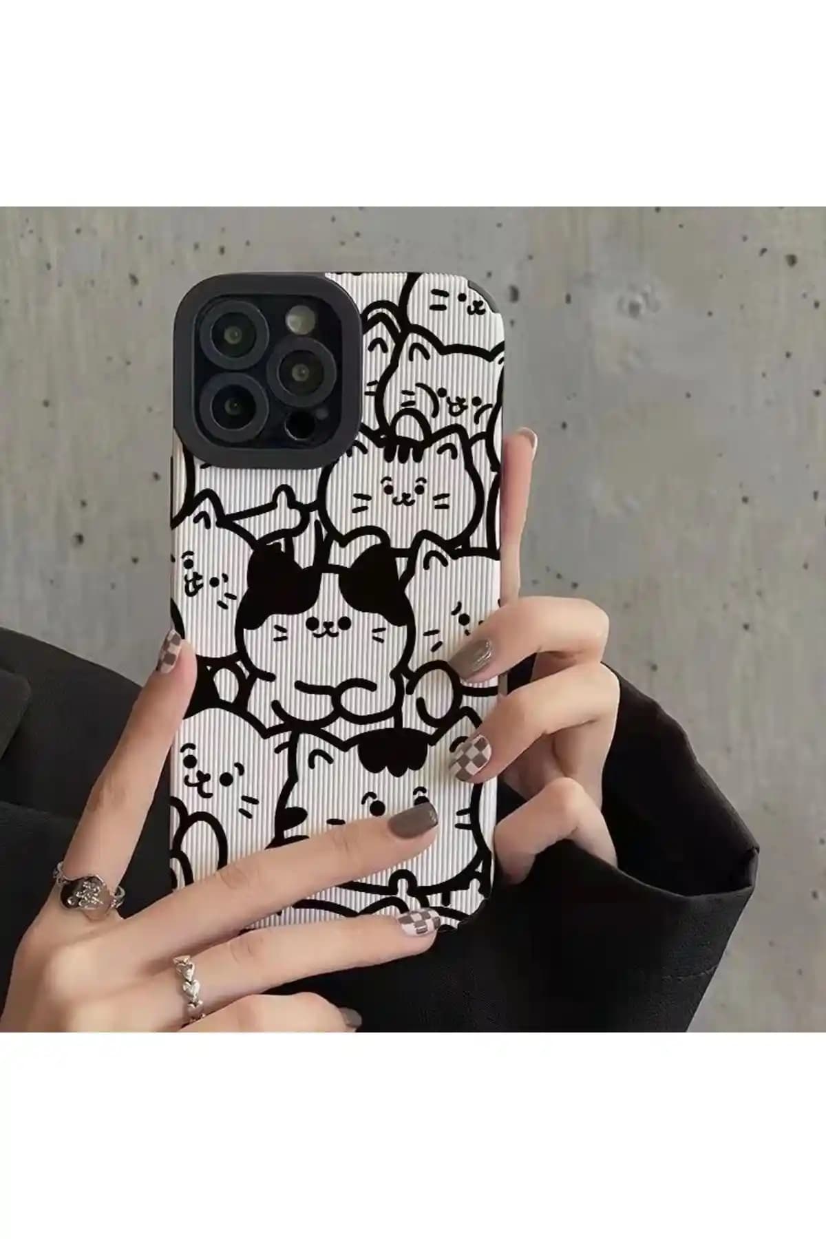 Go Aksesuar iPhone 14 Pro Max Kılıf Karşılaştırması: Tasarım ve Koruma Özellikleri