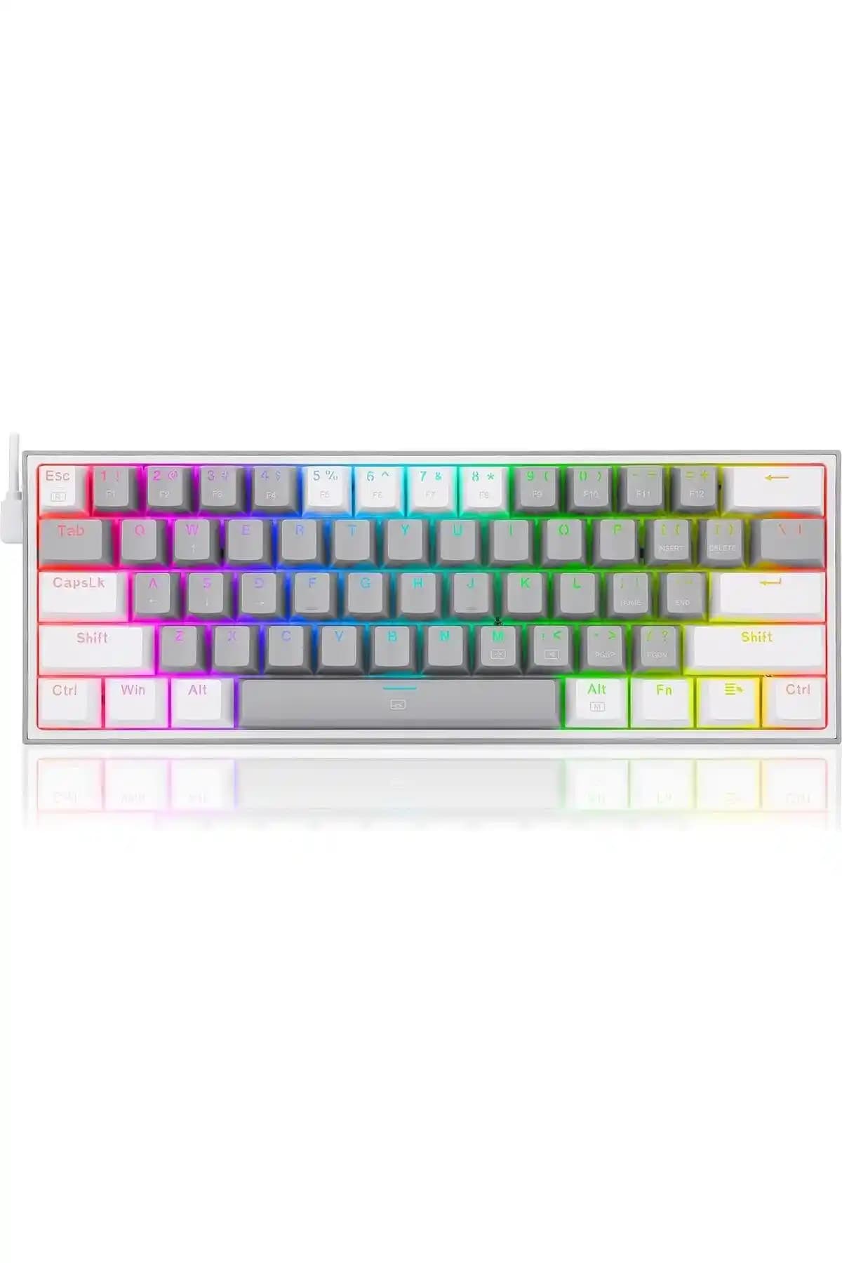 KBRX K617 Fizz RGB ve Havit Gamenote Kb884L Klavye Karşılaştırması