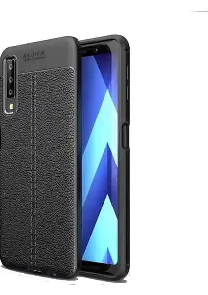 Samsung Galaxy A7 2018 için şık ve dayanıklı deri görünümlü silikon kılıf