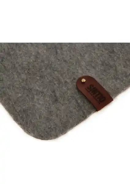 Sintio Sıntıo 50X100 Keçe Mousepad: Estetik ve İşlevselliği Bir Arada Sunan Doğa Dostu Tasarım