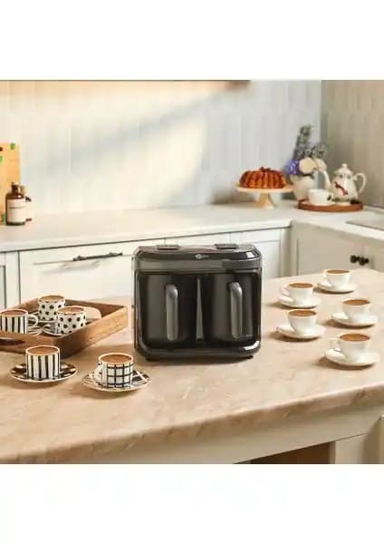 Türk kahve makineleri karşılaştırması: Karaca Hatır Hüp Düet Aroma ve Korkmaz Kahvekolik özellikleri