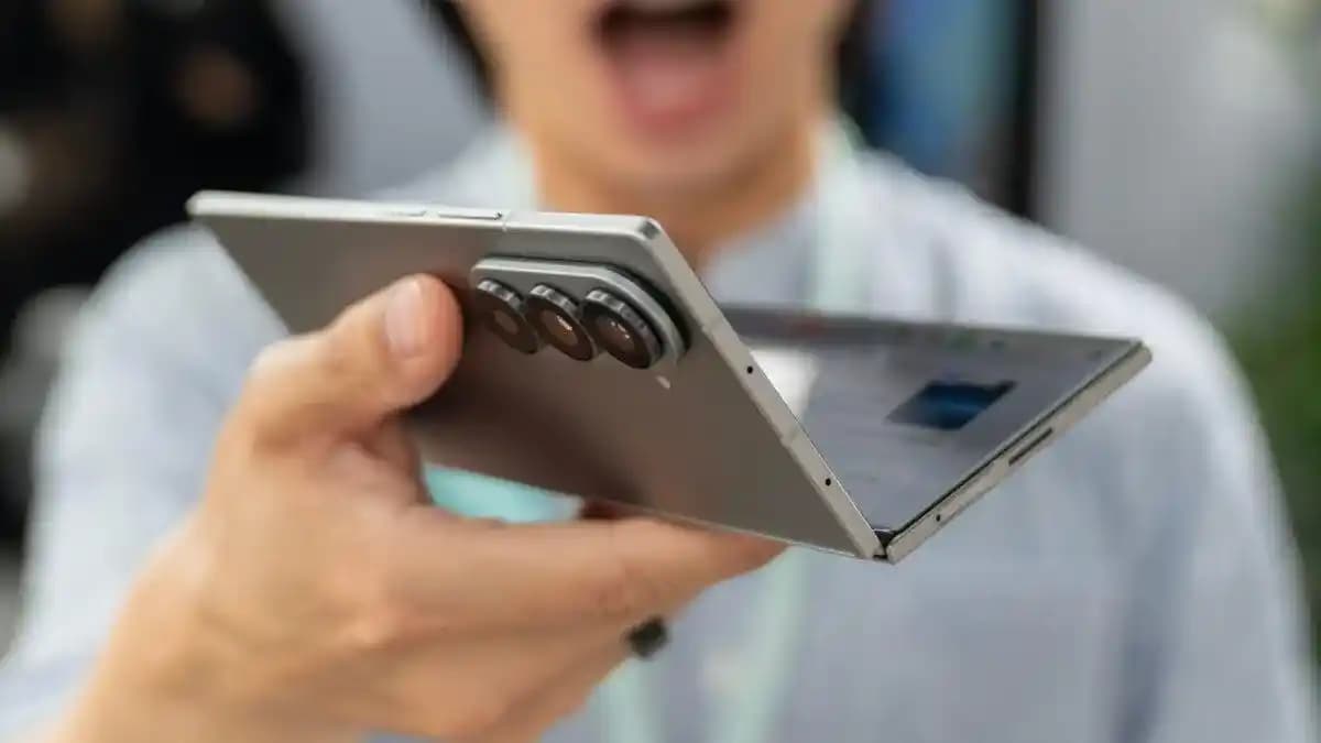 Samsung Galaxy Z Fold 7: Katlanabilir Telefonlarda İncelik ve Hafiflikte Yeni Dönem