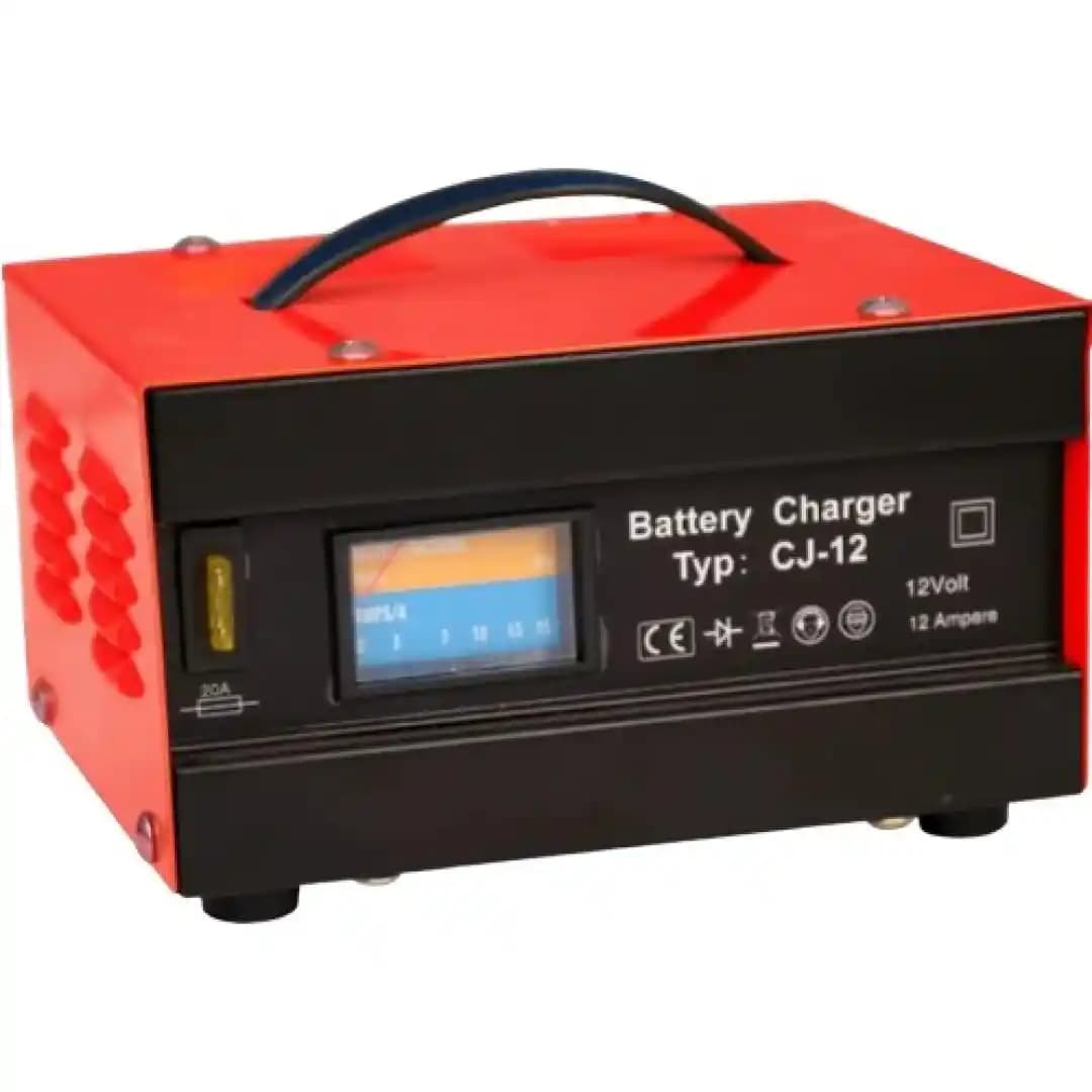 Akü Şarj Makinesi Seçimi ve Kullanımı: Elektronik Dünyasında Güvenilir Çözüm