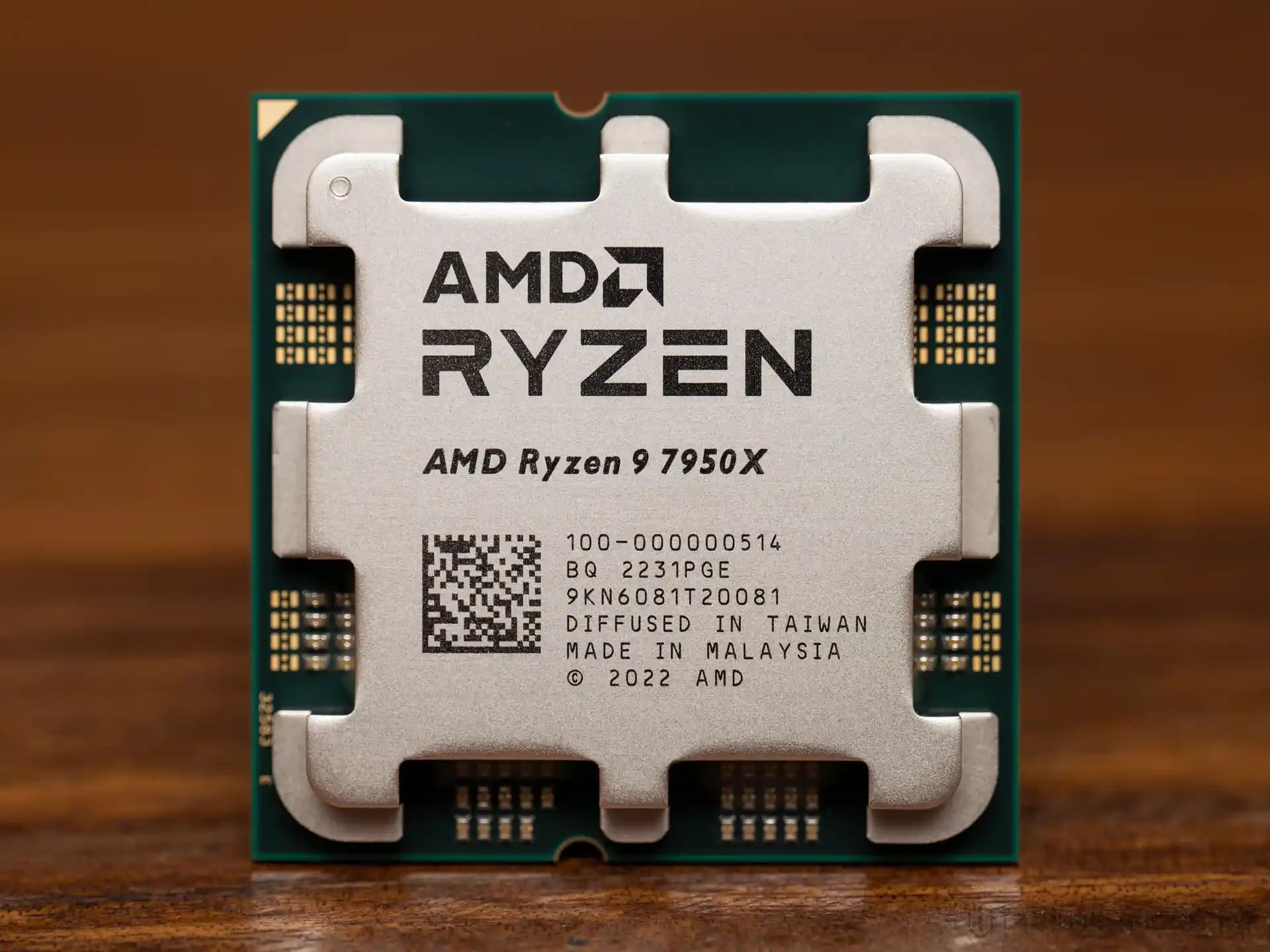 AMD Ryzen 9 7950X ile Yüksek Performans ve Teknolojik Yenilikler Rehberi