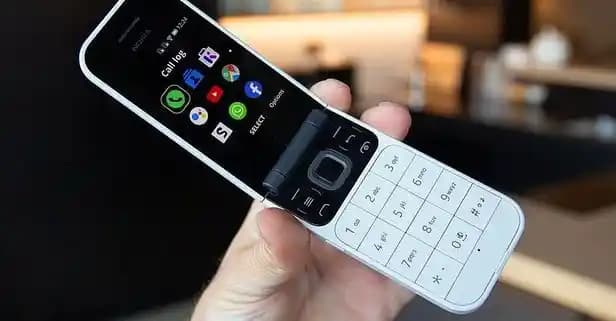 Askeri ve Güvenlik Amaçlı Dayanıklı Telefonlar: Özellikler ve Kullanım Alanları