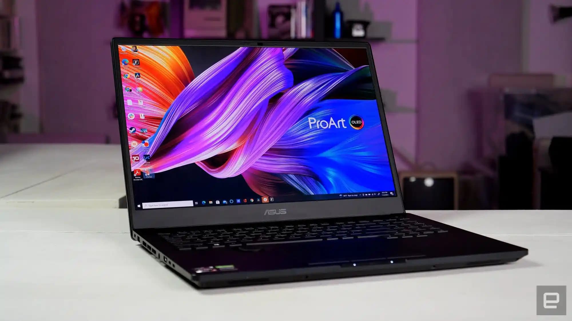 Asus ProArt StudioBook: Yaratıcı Profesyoneller İçin Güçlü ve Güvenilir Dizüstü Bilgisayar