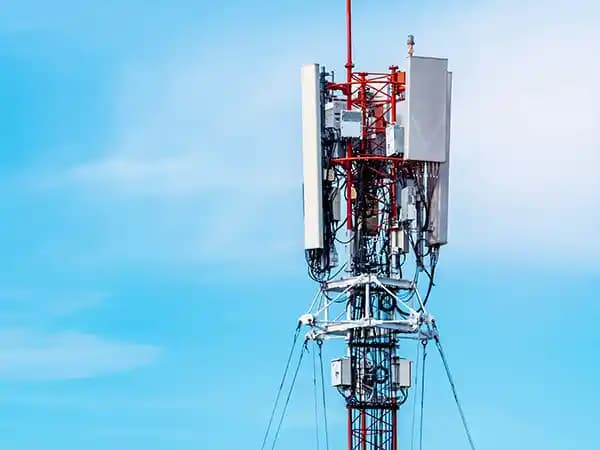 Baz İstasyonu Kurulum Süreci ve Hukuki Gereklilikler Rehberi