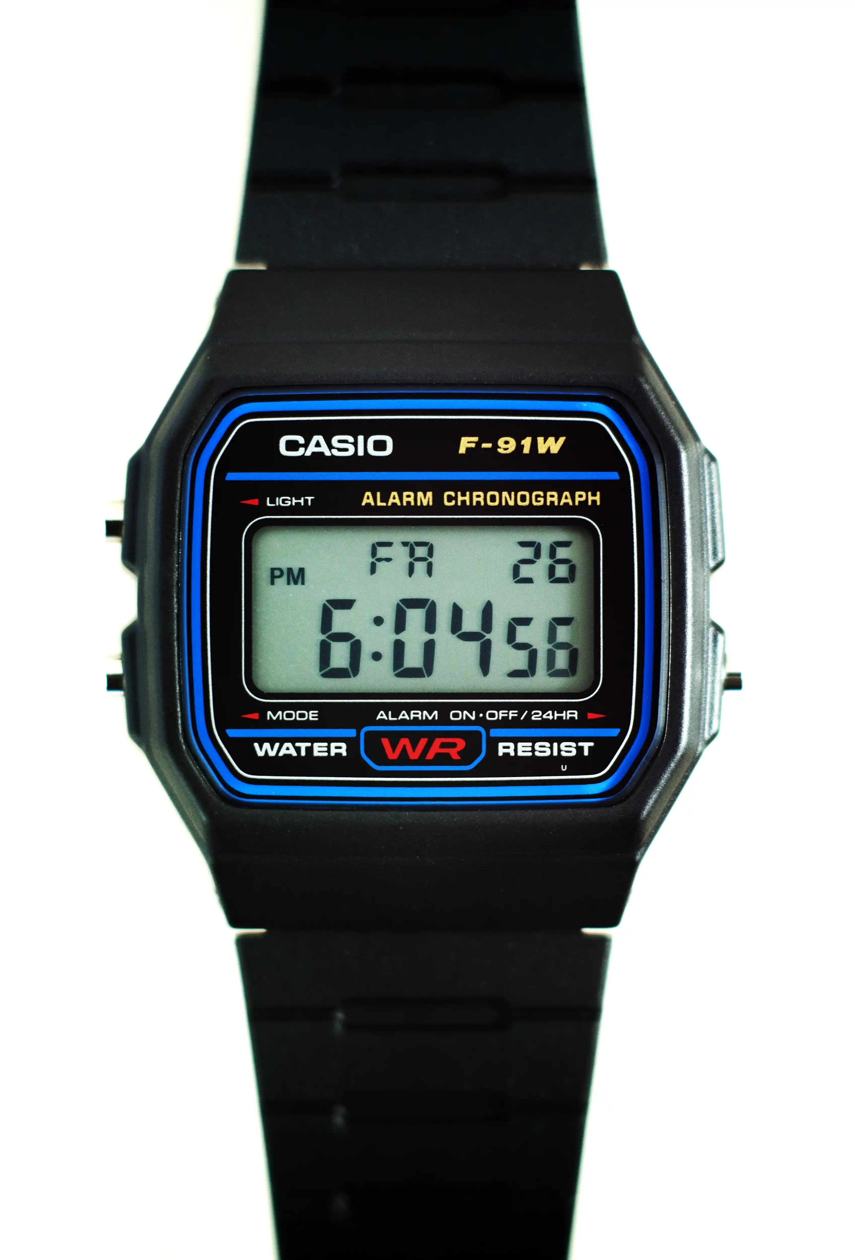 Casio F-91W Elektronik Saat: Dayanıklılık ve Uygun Fiyatın İkonik Temsilcisi