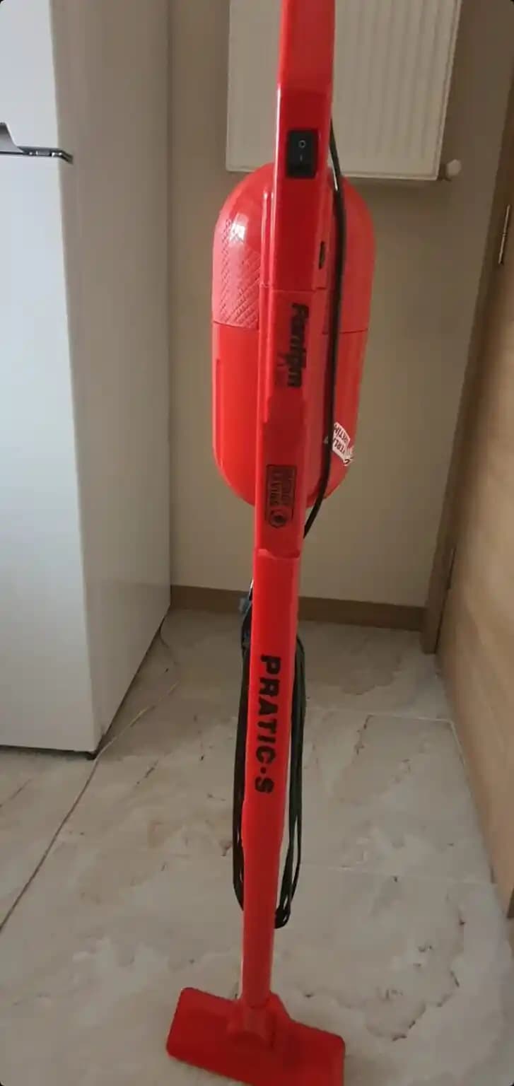 Dikey Elektrik Süpürgeleri: Modern Temizlik Çözümleri ve En İyi Modellerin İncelenmesi