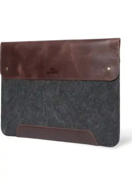 Megagear Deri ve Keçeli 13.3 İnç MacBook Pro Kılıfı Şıklık ve Koruma Bir Arada