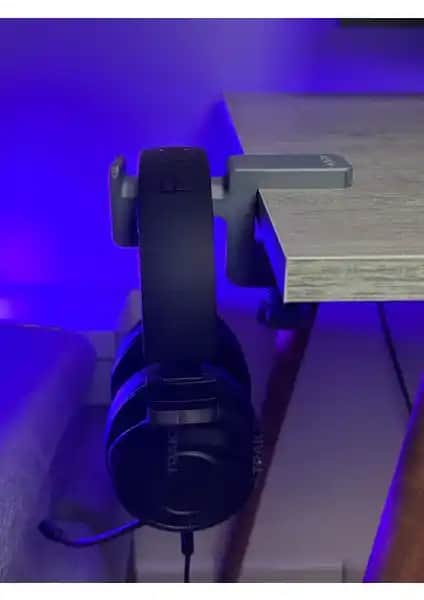 Trak3D Gü<müş> Gri Asılabilir Kulaklık Standı Modern ve Dayanıklı Tasarımıyla Ofis ve Ev Kullanımı İçin Idealdir.
