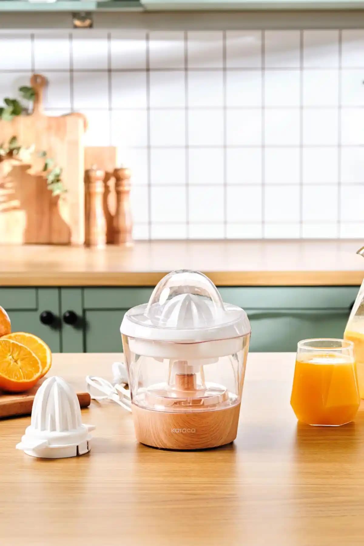 Elektrikli Narenciye Sıkacağı Seçerken Dikkat Edilmesi Gerekenler ve Kullanım Avantajları