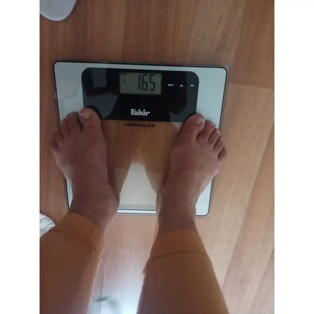 Elektronik Tartı Seçim Rehberi: Mutfak ve Endüstriyel Kullanımlar İçin İpuçları