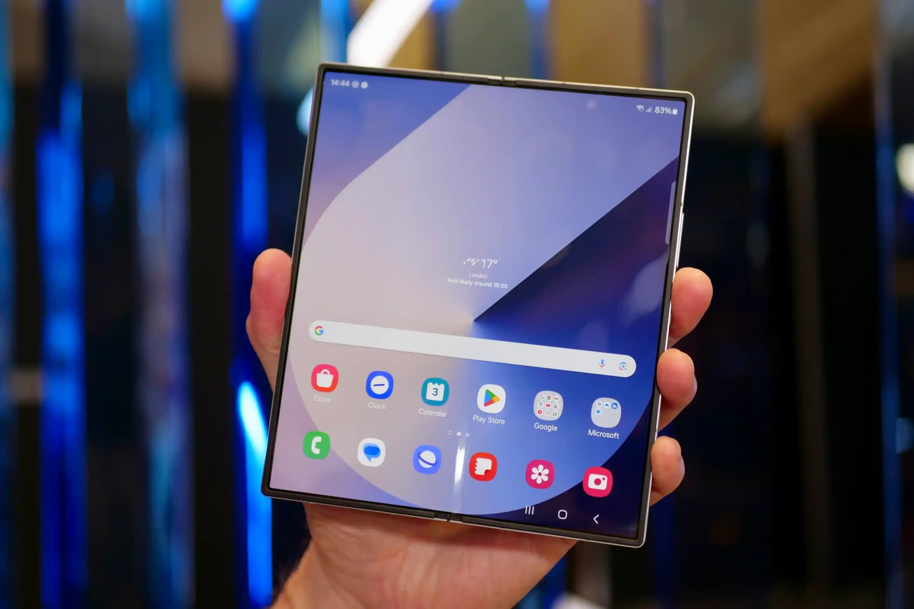En İyi Katlanabilir Telefonlar 2024: Özellikler, Modeller ve Seçim İpuçları