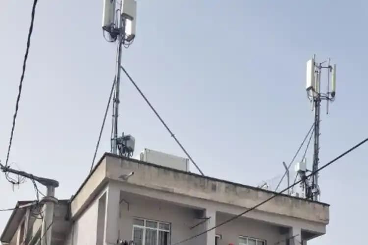 Ev Üstüne Baz İstasyonu Kurulumu ve Elektronik Güvenlik Analizi