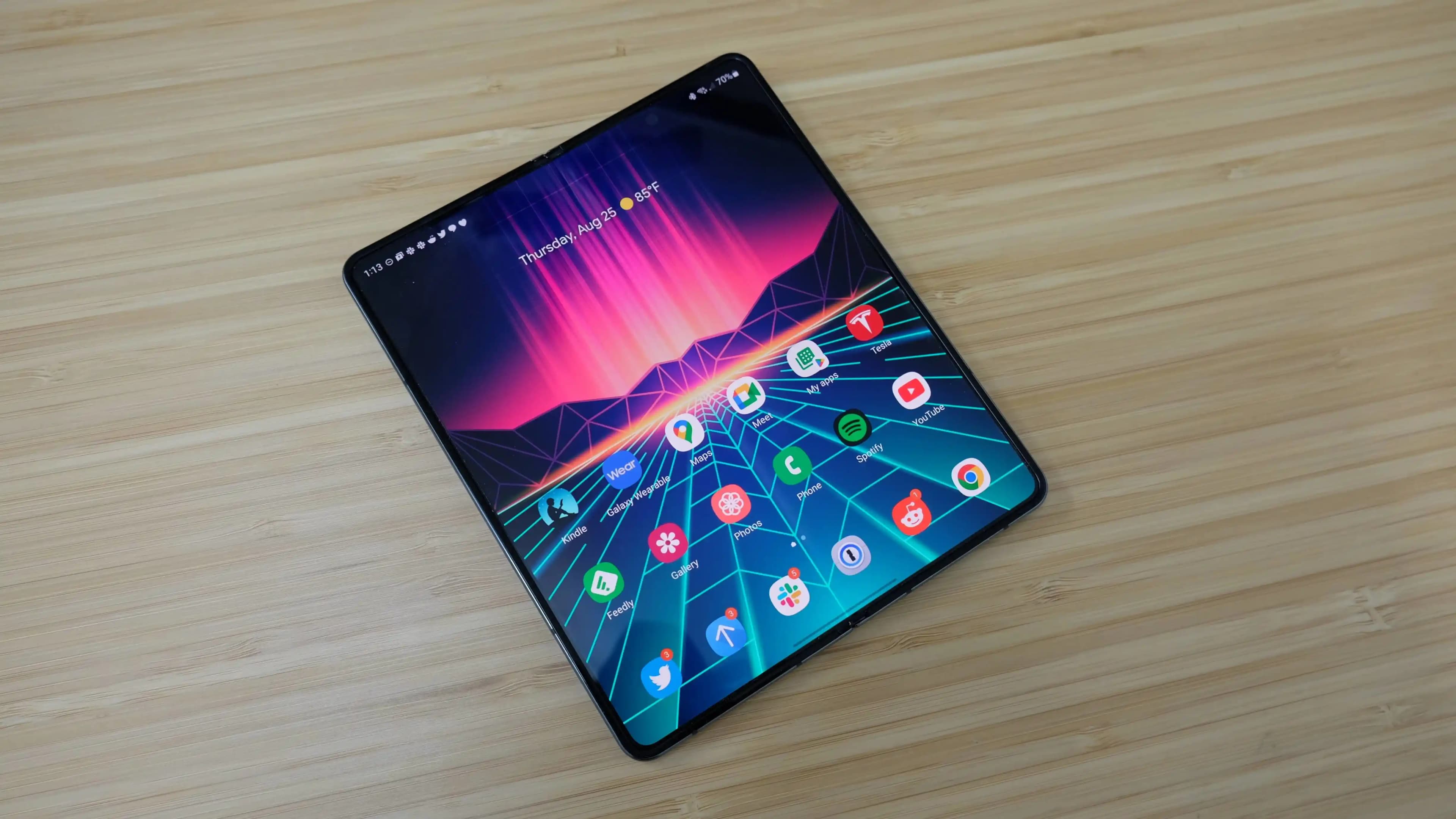 Galaxy Z Fold7: Katlanabilir Akıllı Telefonlarda Yenilikçi Tasarım ve Üstün Performans