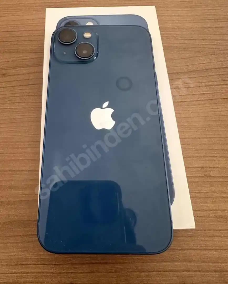 Gece Mavisi iPhone 13: Şıklık ve Tarzı Yansıtan Modern Renk Seçeneği