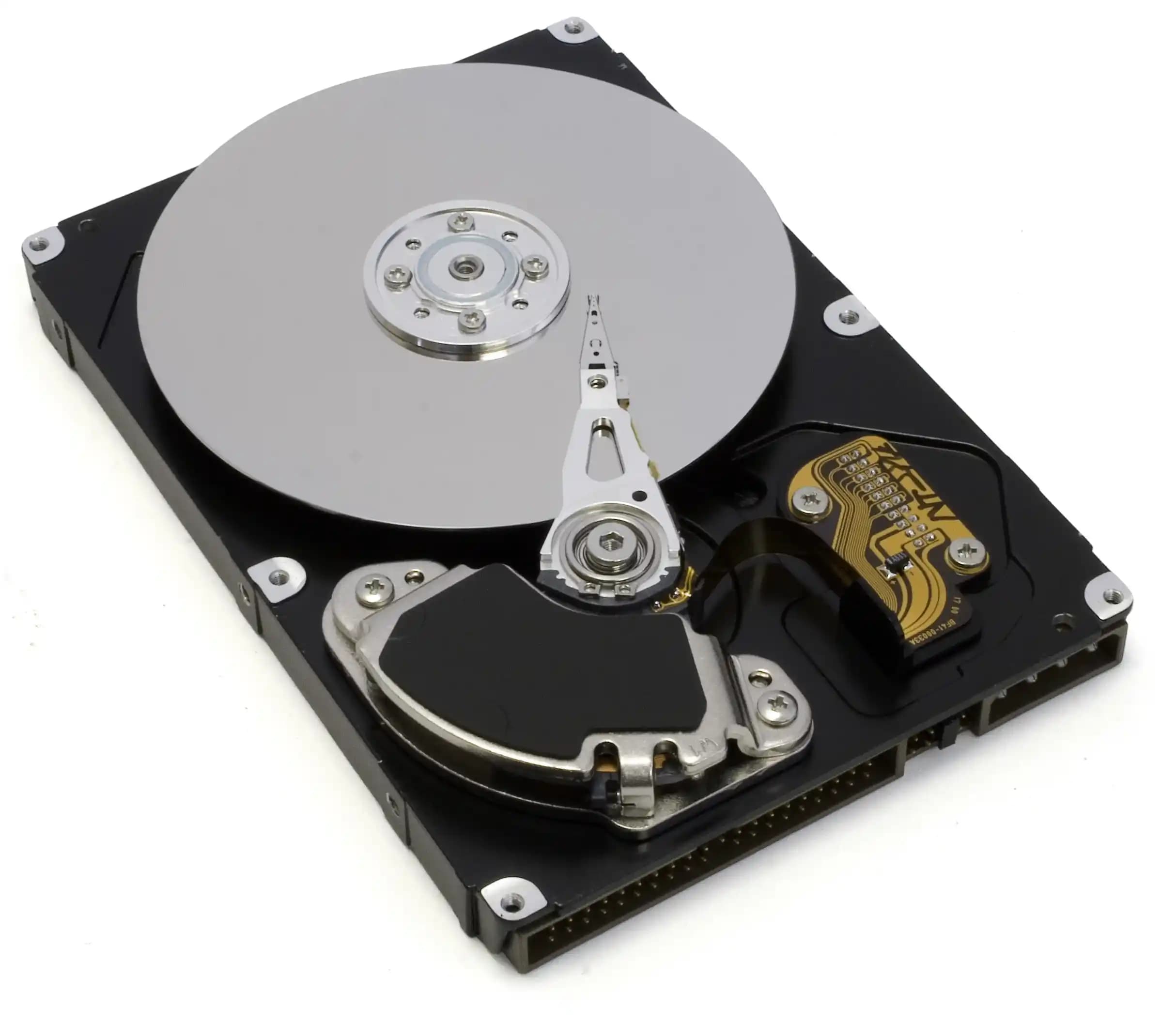 Hard Disk Sürücüleri: Çalışma Prensipleri, Kapasite ve Güncel Kullanım Alanları