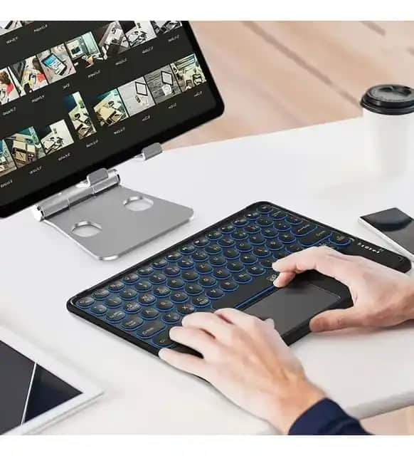 iPad Air ve Uyumu Yüksek Klavye Seçenekleri ile Verimliliği Artırın