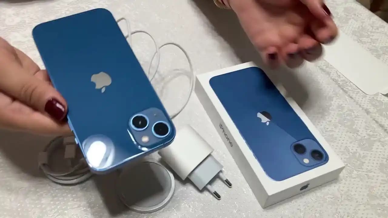 iPhone 13 Kutusu İçeriği ve İlk Kullanım Rehberi: Dikkat Edilmesi Gerekenler