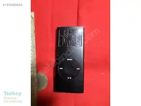 iPod 2. Nesil: Dijital Müzik Devriminin Temel Taşı Olan Taşınabilir Cihaz