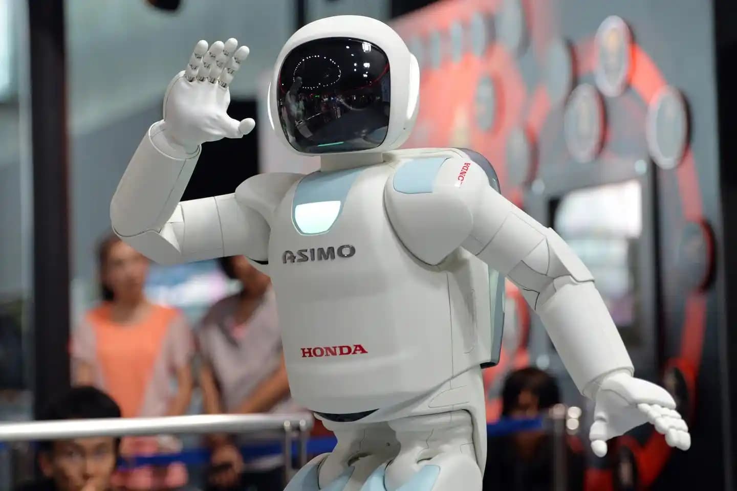 Japonya'nın Robotik Gelişmeleri ve Elektronik Sektörüne Etkisi Analizi