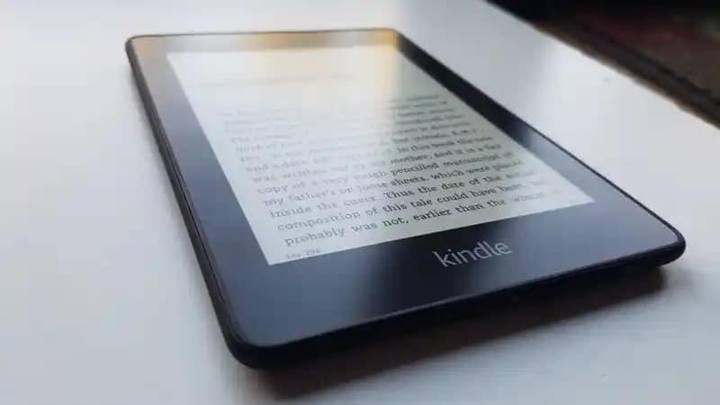 Kindle Paperwhite 4 ile Dijital Okuma Deneyimini Yükselten Teknolojik Çözüm