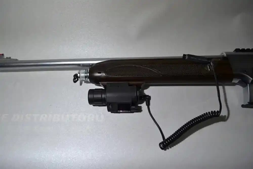 Lazer Fenerler: Güç ve Hassasiyet Sunan Elektronik Aydınlatma Çözümleri