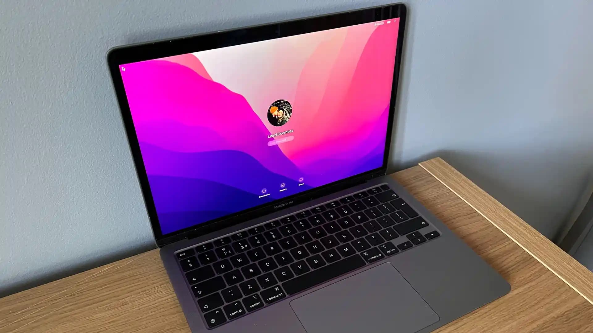 MacBook Air M1 Özellikleri ve Kullanıcılar İçin Uygunluk Analizi
