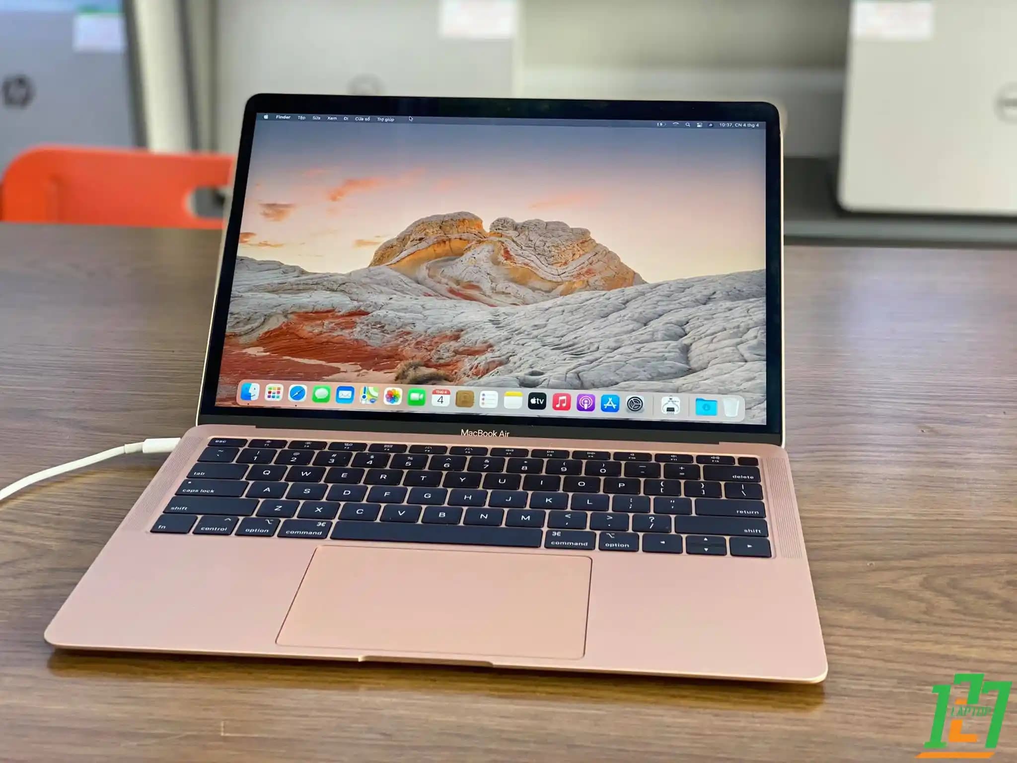 MacBook Air Yeni Modeli: Hafiflik ve Gücü Bir Arada Sunan Yenilikçi Dizüstü Bilgisayar
