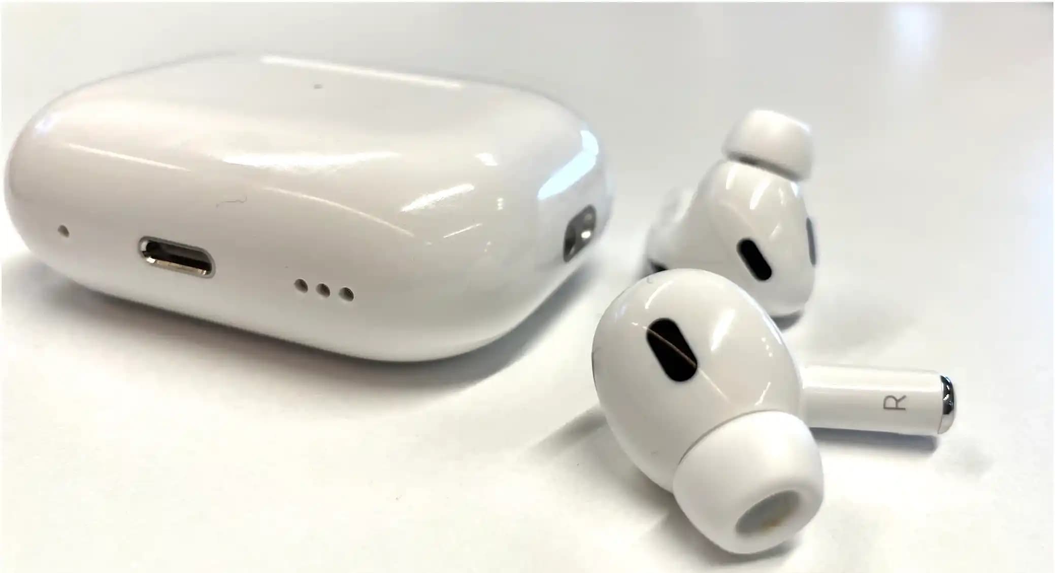 Pro 2 AirPods: Gelişmiş Özellikler ve Güncel Değerlendirmelerle En İyi Kablosuz Kulaklık
