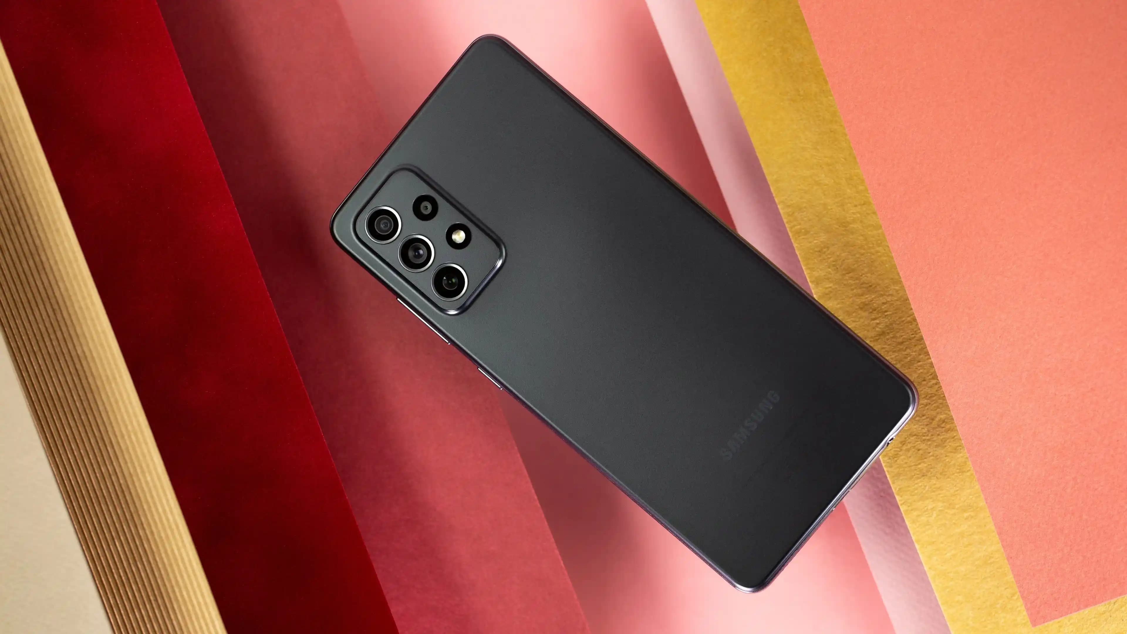 Samsung Galaxy A72 Özellikleri ve Kullanıcı Deneyimi Değerlendirmesi 2023