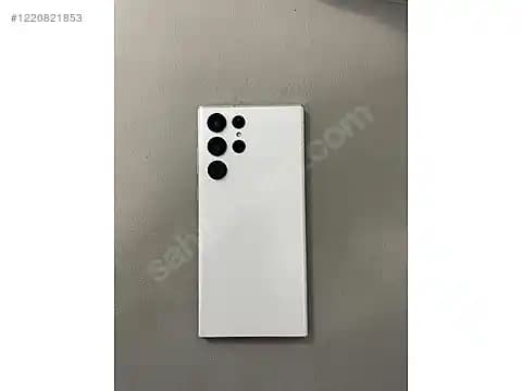 Samsung Galaxy S22 Beyaz: Estetik ve Gücü Bir Arada Sunan Akıllı Telefon Modeli