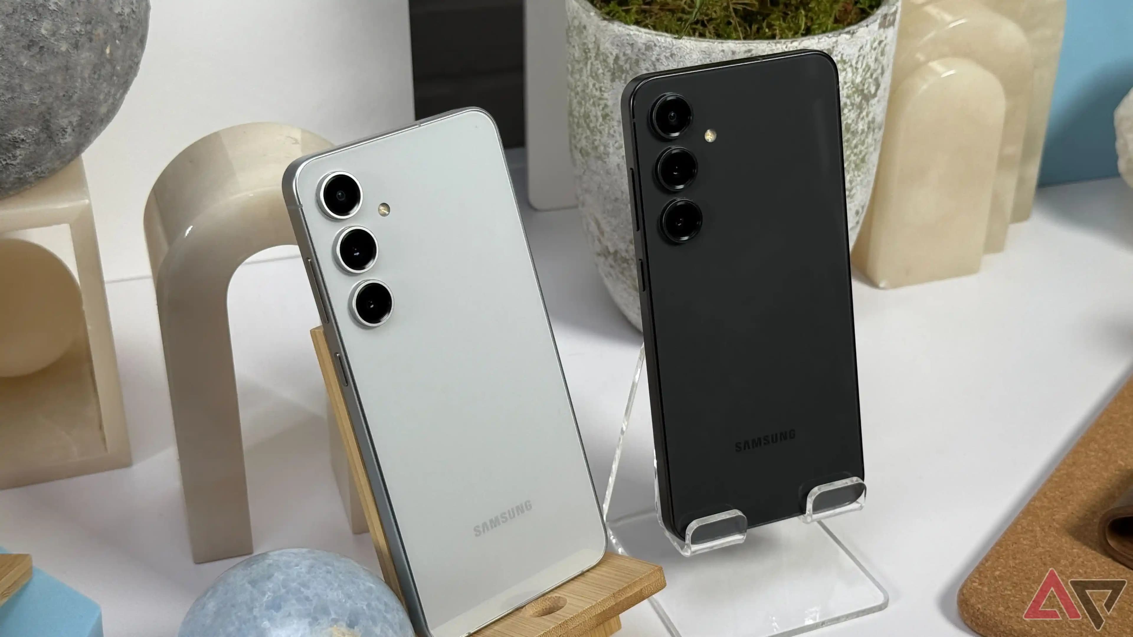 Samsung Galaxy S24 FE: Orta Sınıf Akıllı Telefonlarda Güçlü ve Şık Seçenek