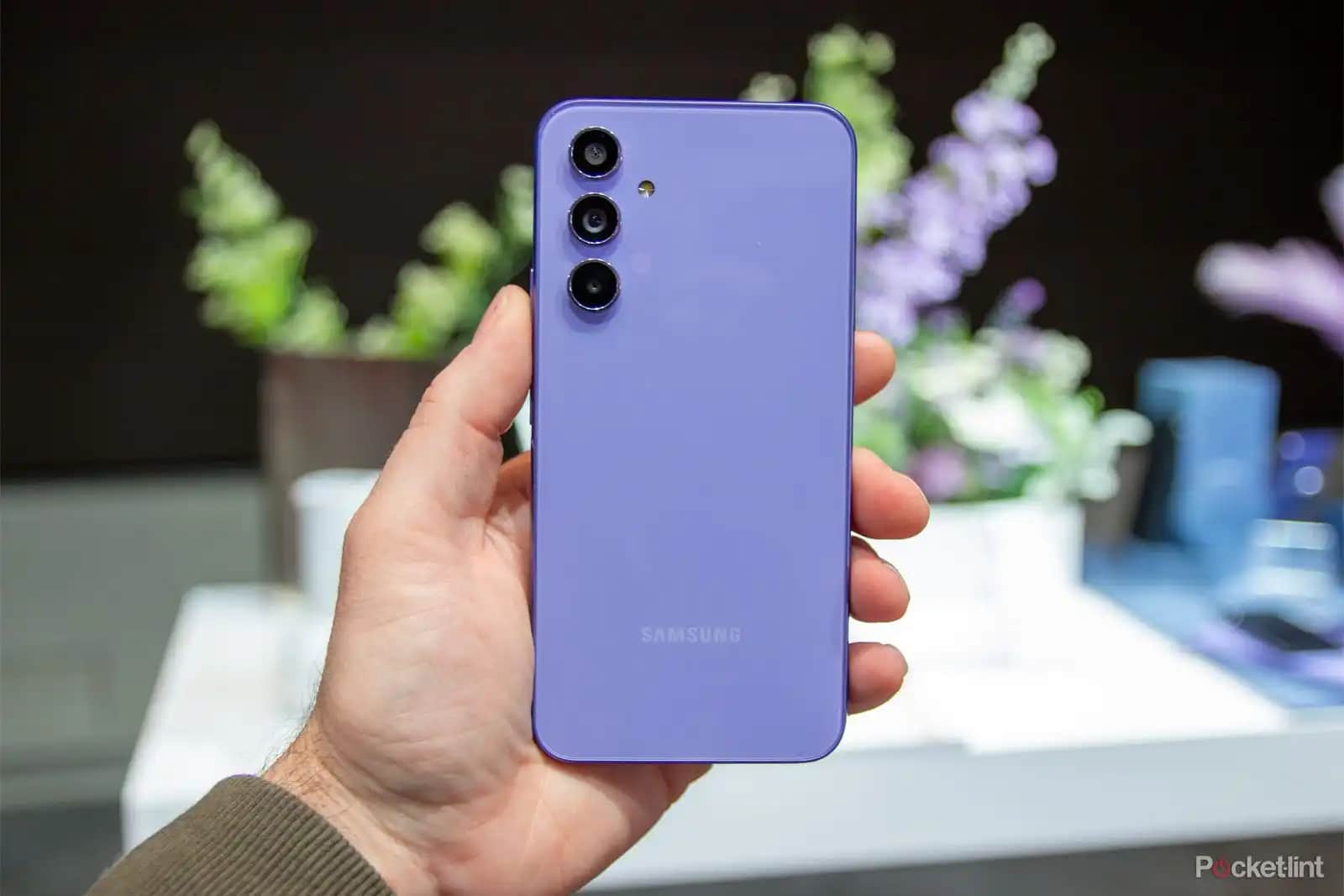 Samsung Galaxy S54: Yüksek Performans ve Gelişmiş Özelliklerle Yeni Nesil Akıllı Telefon