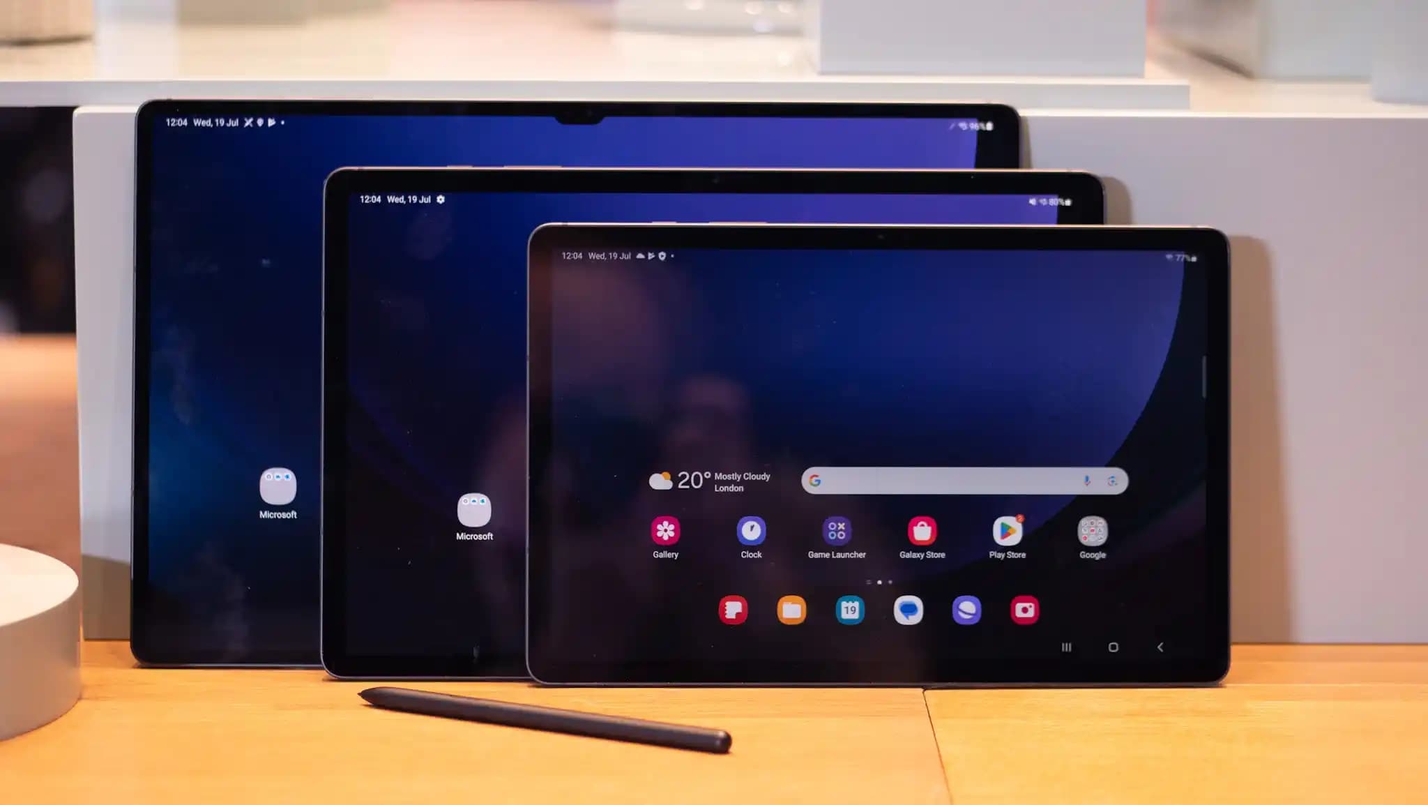 Samsung Galaxy Tab S9 Plus: Yüksek Performans ve Çok Yönlü Özelliklerle Güçlü Bir Tablet