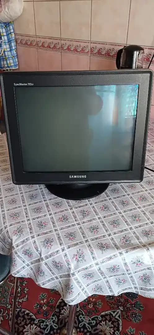 Samsung Masaüstü Bilgisayarlar: Modern Tasarım ve Güçlü Performans Seçenekleri