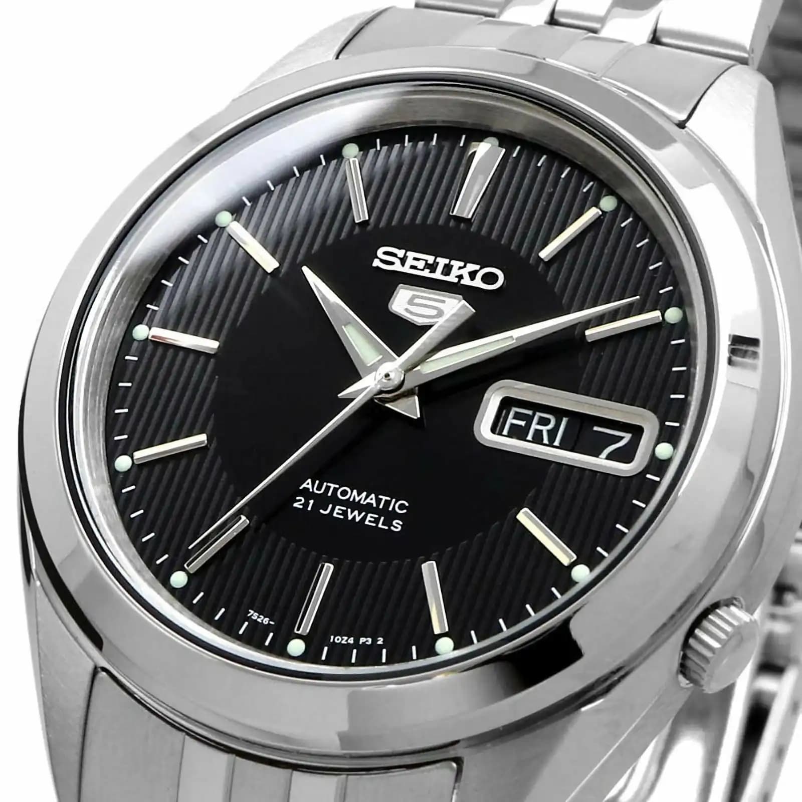 Seiko SNKL23 Otomatik Saat ile Zamanda Zarif Bir Yolculuk Başlatın