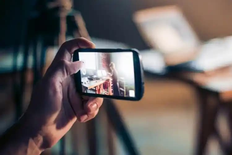 Telefon Ön Kamera Temizliği ve Bakımı İçin En Etkili Yöntemler ve İpuçları